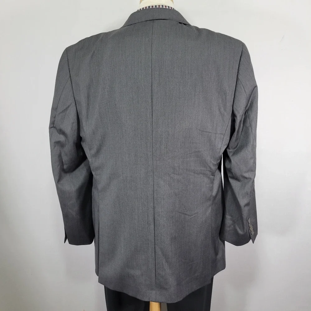 JOS A BANK Gold Men's Sport Coat Blazer Two Button Gray Herringbone‎ Wool 46L